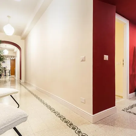 Guest house Domusfebo Sangiovannisuites *