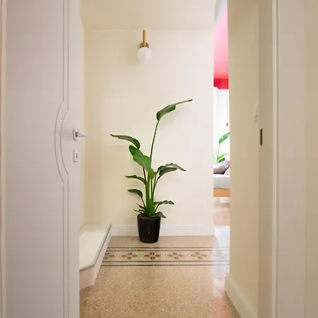 Domusfebo Sangiovannisuites Guest house