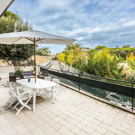 Zaira Terrace