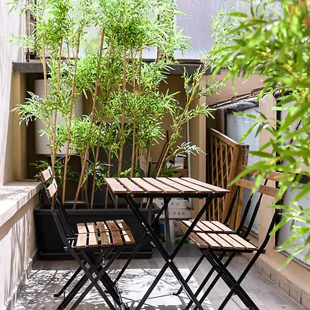 Modern In Trastevere With Garden By Ndp Rent * Rome