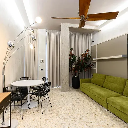 Modern In Trastevere With Garden By Ndp Rent * Rome