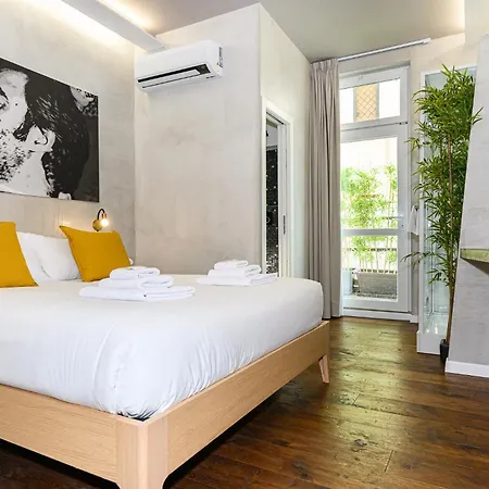Modern In Trastevere With Garden By Ndp Rent * Rome