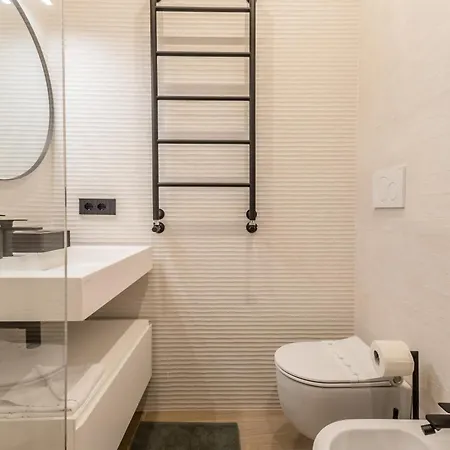 Borghese - Futuristic Apartment Rome