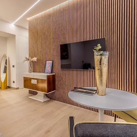 Apartment Borghese - Futuristic Rome