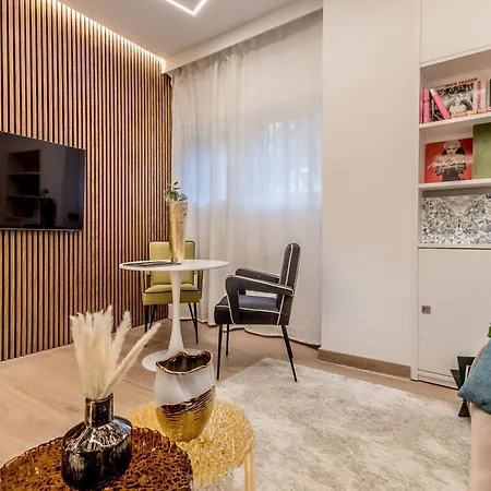 Borghese - Futuristic Apartment