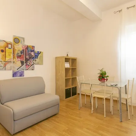 Apartment A 50 M Dalla Metropolitana Cornelia *