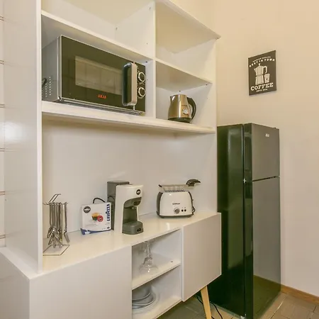 A 50 M Dalla Metropolitana Cornelia Apartment