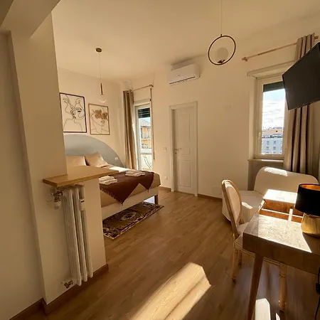 Guest house Living Flaminio - Ad Uso Turistico Rome