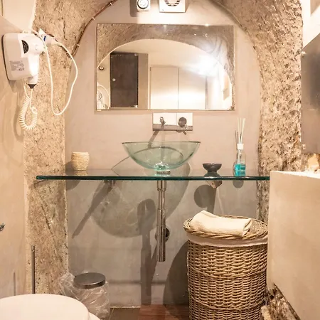Apartment Domus Ciancaleoni - Colosseum - Rione Monti