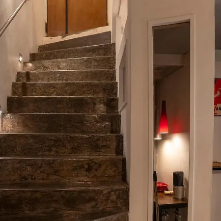 Apartment Domus Ciancaleoni - Colosseum - Rione Monti