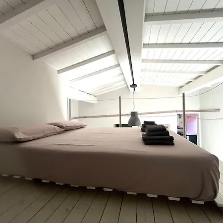 Favoloso Duplex Con Terrazzo Rome