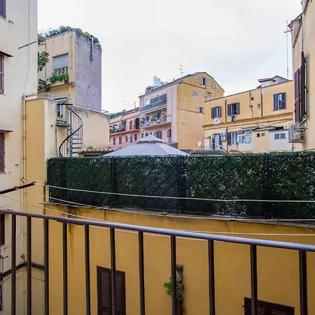 Brusilva Al Colosseo Apartment *