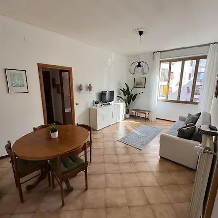 Giovanni House Apartment