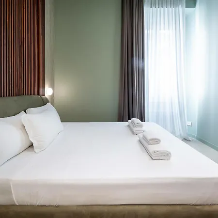 Skylife Minimalist Boutique Apartment *