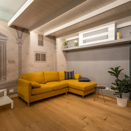 Spagna Luxury - Trevi Fountain Apartment