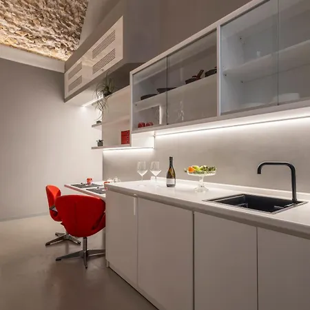 Spagna Luxury - Trevi Fountain Apartment
