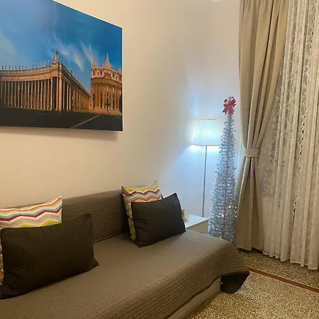 Emi House San Giovanni , Intero - 80 Mq *