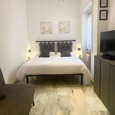 Golden Valley House 4-8 Pax - Box Auto Metro B1 Conca D'oro Treno Val D'ala Apartment Rome