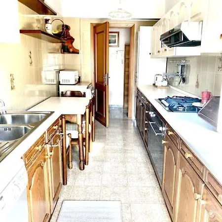 Apartment Golden Valley House 4-8 Pax - Box Auto Metro B1 Conca D'oro Treno Val D'ala Rome