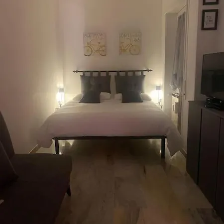 Golden Valley House 4-8 Pax - Box Auto Metro B1 Conca D'oro Treno Val D'ala *