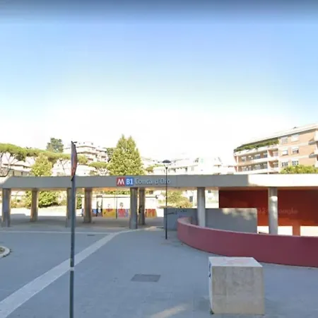 Golden Valley House 4-8 Pax - Box Auto Metro B1 Conca D'oro Treno Val D'ala Rome