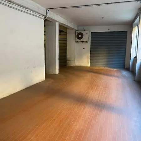 Golden Valley House 4-8 Pax - Box Auto Metro B1 Conca D'oro Treno Val D'ala * Rome