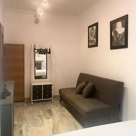 Apartment Golden Valley House 4-8 Pax - Box Auto Metro B1 Conca D'oro Treno Val D'ala *
