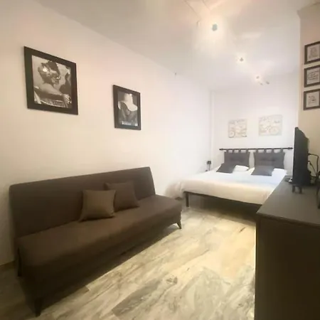 Golden Valley House 4-8 Pax - Box Auto Metro B1 Conca D'oro Treno Val D'ala *