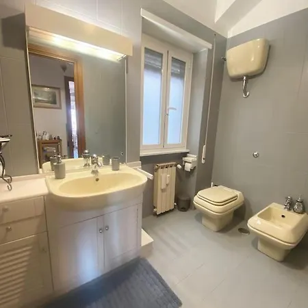 Apartment Golden Valley House 4-8 Pax - Box Auto Metro B1 Conca D'oro Treno Val D'ala