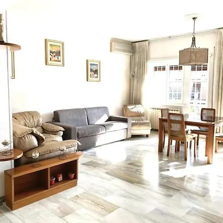 Golden Valley House 4-8 Pax - Box Auto Metro B1 Conca D'oro Treno Val D'ala Apartment Rome