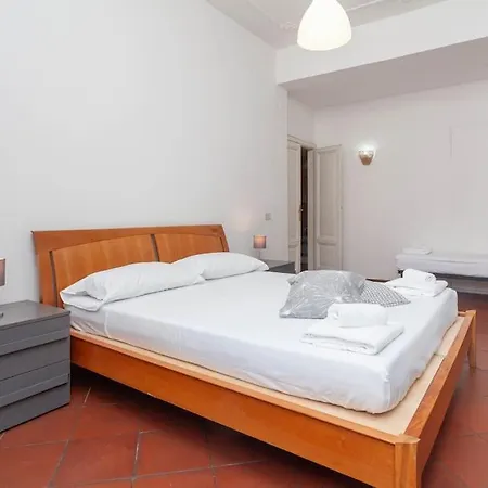 Cami Vatican Apartment