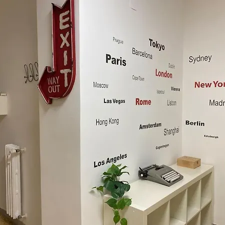 Tiburtino, Wifi Netflix Sport Ac 10 Min Metro Holiday home *