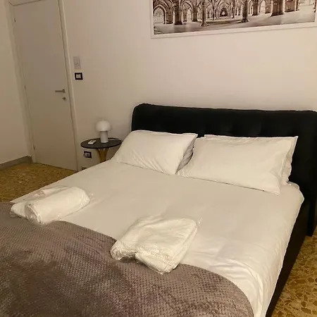 Holiday home Tiburtino, Wifi Netflix Sport Ac 10 Min Metro Rome