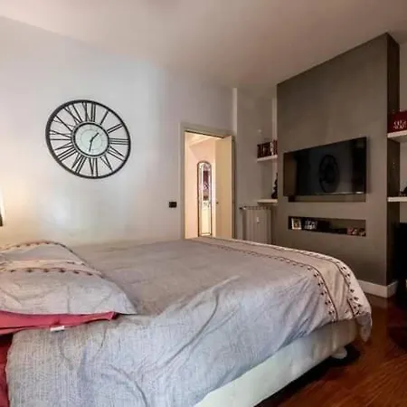 Realty Company Spagna Rome