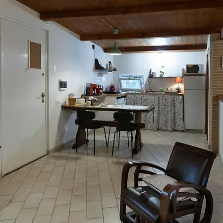 Casa Dantemini Casa Fiera Di Piana Del Solerm Fiumicino
