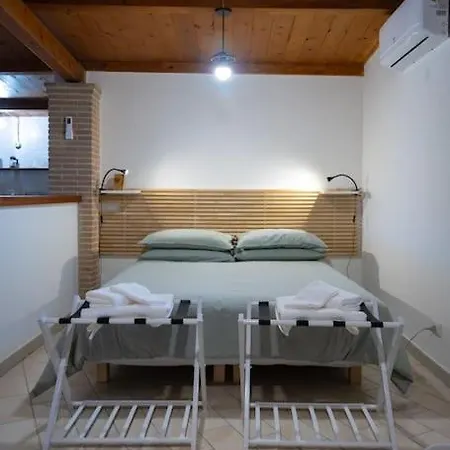 Casa Dantemini Casa Fiera Di Piana Del Solerm Fiumicino Apartment *