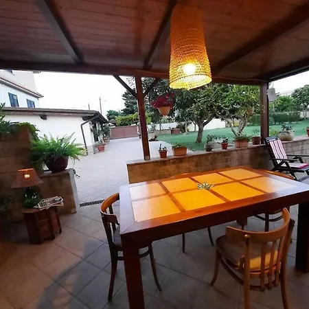 Casa Dantemini Casa Fiera Di Piana Del Solerm Fiumicino Apartment Rome