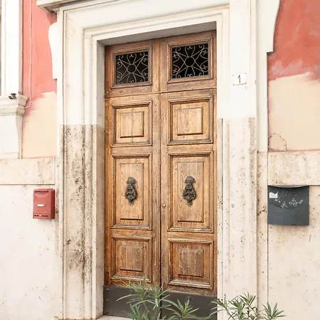 Apartment Iside At Colosseum -2 Bedrooms 2 Bathrooms Rome