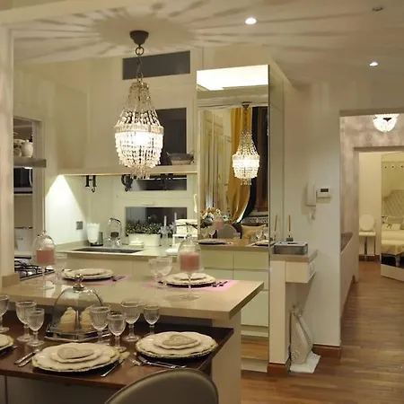 Vicolo Savelli Luxury Apartment *
