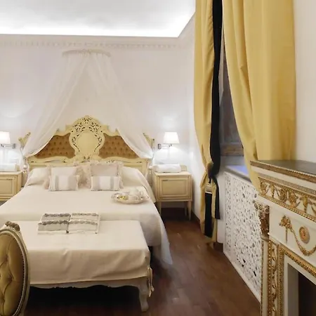 Vicolo Savelli Luxury *