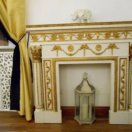 Vicolo Savelli Luxury Apartment Rome