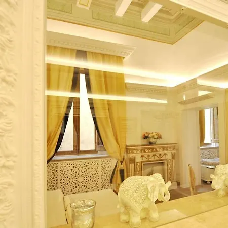 Vicolo Savelli Luxury *
