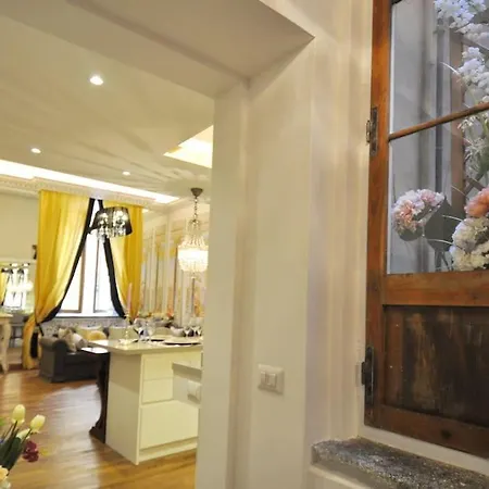 Apartment Vicolo Savelli Luxury Rome