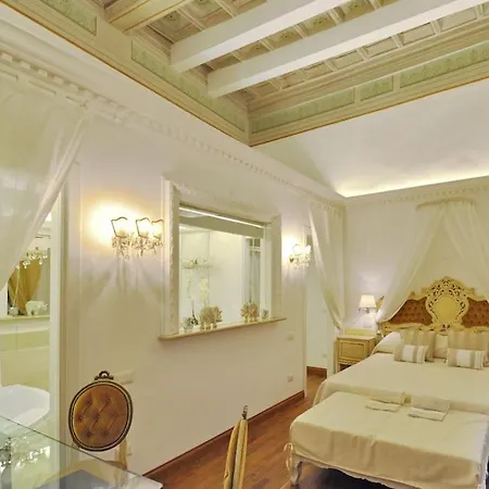 Vicolo Savelli Luxury *