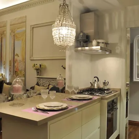 Vicolo Savelli Luxury Rome
