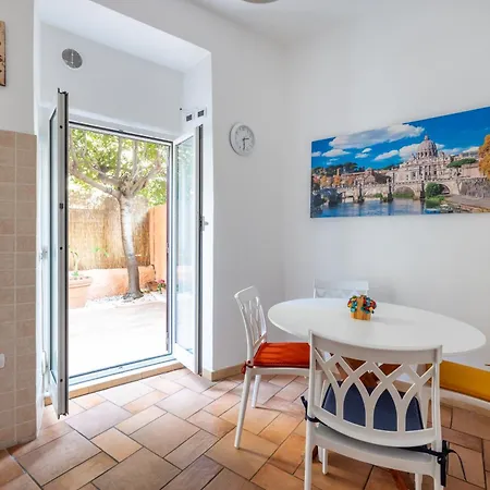 Casa Giovi - With Garden Apartment Rome