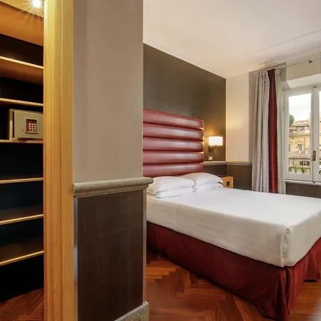 Royal Court Hotel