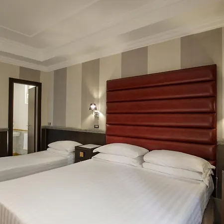 Royal Court 4* Rom