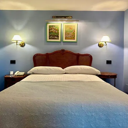 Hotel Fenix
