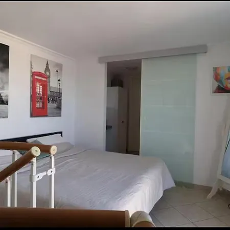 Residenza Dell Agrifoglio Rome